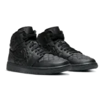 ⁦Air Jordan 1 Mid SE Black Quilted⁩ – תמונה ⁦2⁩