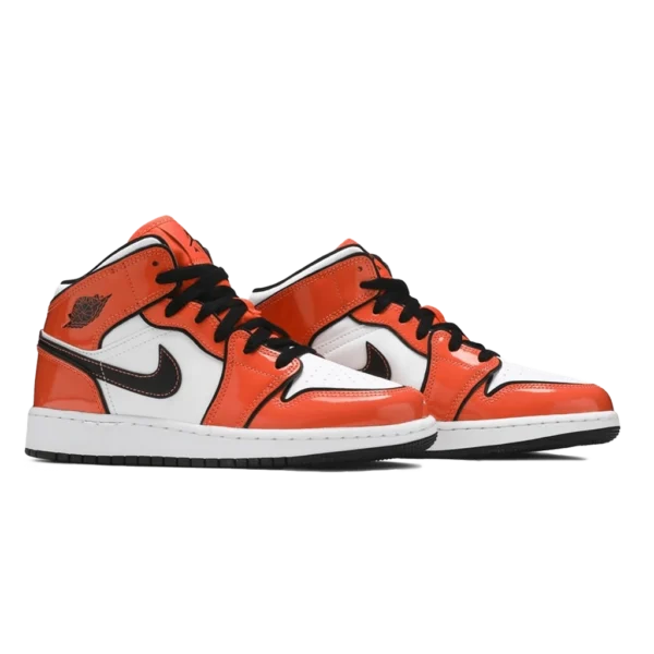 ⁦Air Jordan 1 Mid SE Turf Orange Black White⁩ – תמונה ⁦2⁩