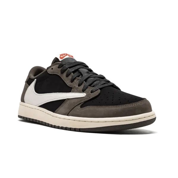 ⁦Air Jordan 1 Low x Travis Scott “Mocha” Black Dark Mocha Red⁩ – תמונה ⁦2⁩