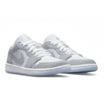 ⁦Air Jordan 1 Low White Wolf Grey⁩ – תמונה ⁦2⁩