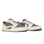 ⁦Air Jordan 1 Low x Travis Scott "Reverse Mocha"⁩ – תמונה ⁦2⁩