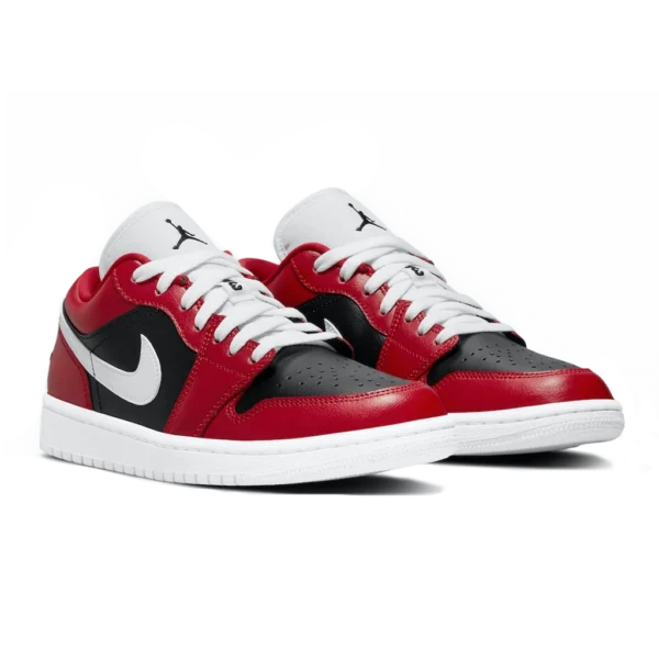 ⁦Air Jordan 1 Low "Chicago Flip" Gym Red White Black⁩ – תמונה ⁦2⁩
