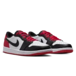 ⁦Air Jordan 1 Low "Black Toe" White Black Varsity Red⁩ – תמונה ⁦2⁩