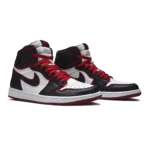 ⁦Air Jordan 1 High Retro OG Bloodline⁩ – תמונה ⁦2⁩