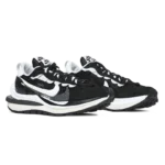 ⁦Nike X Sacai Vaporwafflle Black White⁩ – תמונה ⁦2⁩
