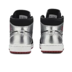 ⁦Air Jordan 1 Mid Johnny Kilroy⁩ – תמונה ⁦3⁩