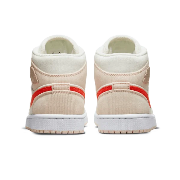 ⁦Air Jordan 1 Mid SE "Corduroy" Sail Orange Quartz White⁩ – תמונה ⁦3⁩