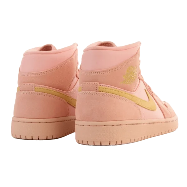 ⁦Air Jordan 1 Mid Coral Gold⁩ – תמונה ⁦3⁩