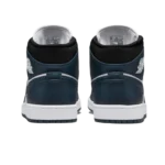 ⁦Air Jordan 1 Mid Armory Navy Black White⁩ – תמונה ⁦3⁩