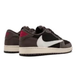 ⁦Air Jordan 1 Low x Travis Scott “Mocha” Black Dark Mocha Red⁩ – תמונה ⁦3⁩