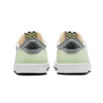 ⁦Air Jordan 1 Low OG Ghost Green White Black⁩ – תמונה ⁦3⁩