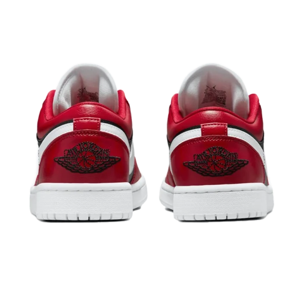 ⁦Air Jordan 1 Low "Chicago Flip" Gym Red White Black⁩ – תמונה ⁦3⁩
