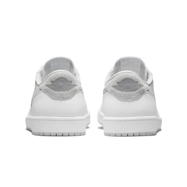 ⁦Air Jordan 1 Low Og Particle Grey White⁩ – תמונה ⁦3⁩