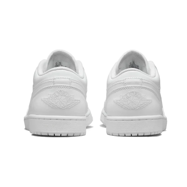 ⁦Air Jordan 1 Low Triple White⁩ – תמונה ⁦3⁩