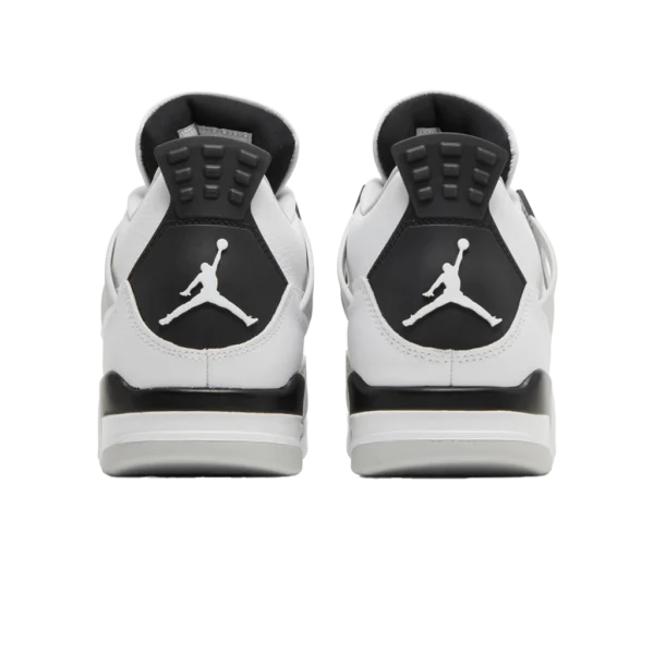 ⁦Air Jordan 4 Military Black⁩ – תמונה ⁦3⁩