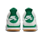⁦Air Jordan 4 x Nike SB Pine Green⁩ – תמונה ⁦3⁩