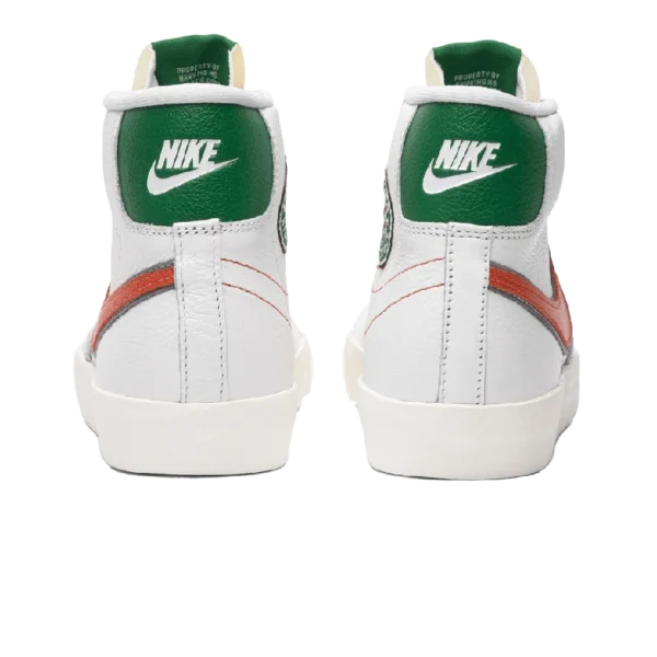 ⁦Nike Blazer Mid x Stranger Things Hawkins High⁩ – תמונה ⁦3⁩