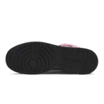⁦Air Jordan 1 Mid GS Pinksicle Black White⁩ – תמונה ⁦4⁩