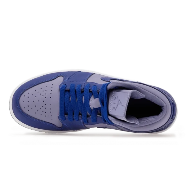 ⁦Air Jordan 1 Mid SE Iron Purple Deep Royal⁩ – תמונה ⁦4⁩