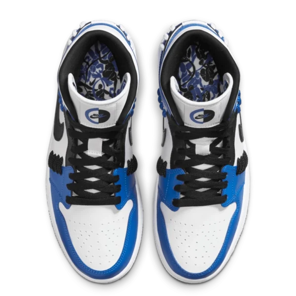 ⁦Air Jordan 1 Mid "Sisterhood" Game Royal Black White⁩ – תמונה ⁦4⁩