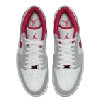 ⁦Air Jordan 1 Low Se Light Smoke Grey Gym Red⁩ – תמונה ⁦4⁩