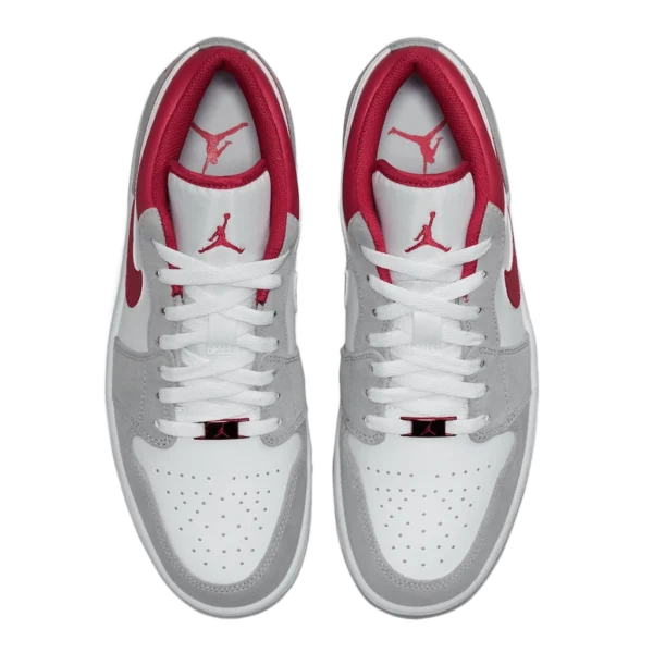 ⁦Air Jordan 1 Low Se Light Smoke Grey Gym Red⁩ – תמונה ⁦4⁩