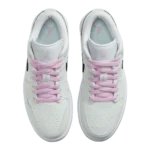 ⁦Air Jordan 1 Low Barely Green Black Light Arctic Pink⁩ – תמונה ⁦4⁩