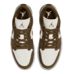 ⁦Air Jordan 1 Low Light Olive White Sail⁩ – תמונה ⁦4⁩