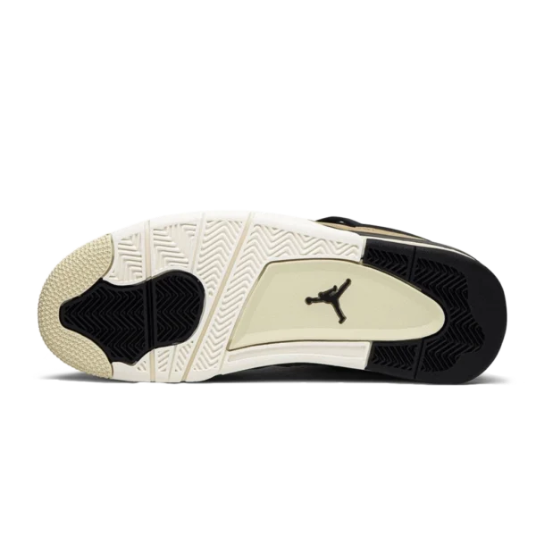 ⁦Air Jordan 4 Retro Mushroom⁩ – תמונה ⁦4⁩