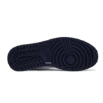 ⁦Air Jordan 1 Retro High Midnight Navy⁩ – תמונה ⁦4⁩
