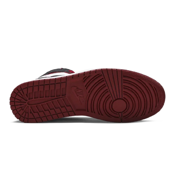 ⁦Air Jordan 1 High Retro OG Bloodline⁩ – תמונה ⁦4⁩