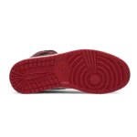 ⁦Air Jordan 1 Retro High OG Homage to Home⁩ – תמונה ⁦4⁩