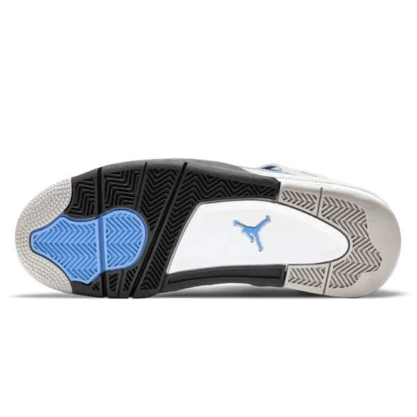 ⁦Air Jordan 4 Retro University Blue⁩ – תמונה ⁦5⁩