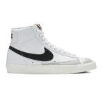 Nike Blazer Mid ’77 Vintage White Black