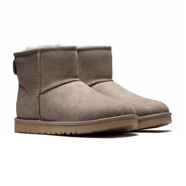 ⁦UGG Classic Mini II Hellgrau⁩ – תמונה ⁦2⁩