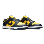 ⁦Nike Dunk Low “Michigan”⁩ – תמונה ⁦2⁩