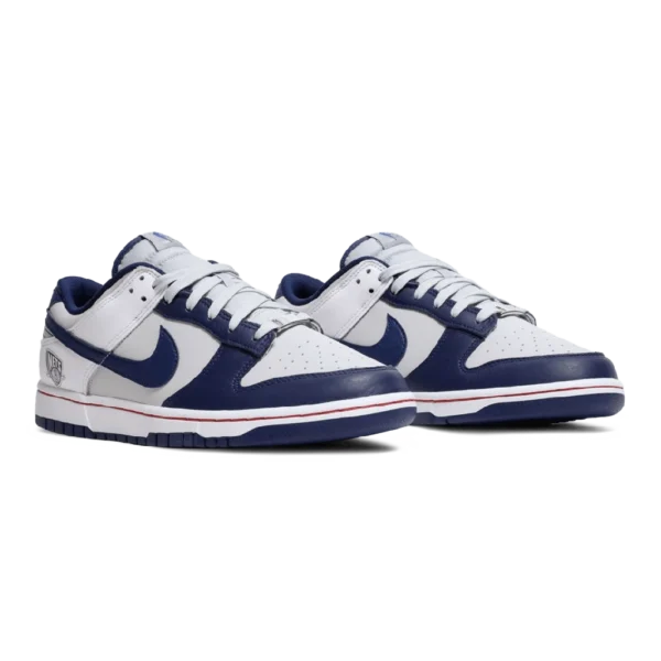 ⁦Nike Dunk Low x NBA “75th Anniversary" Nets⁩ – תמונה ⁦2⁩