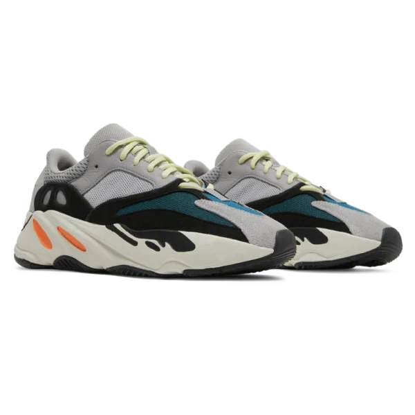 ⁦Adidas Yeezy Wave Runner 700 Solid Grey⁩ – תמונה ⁦2⁩
