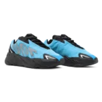 ⁦Adidas Yeezy Boost 700 MNVN Bright Cyan⁩ – תמונה ⁦2⁩