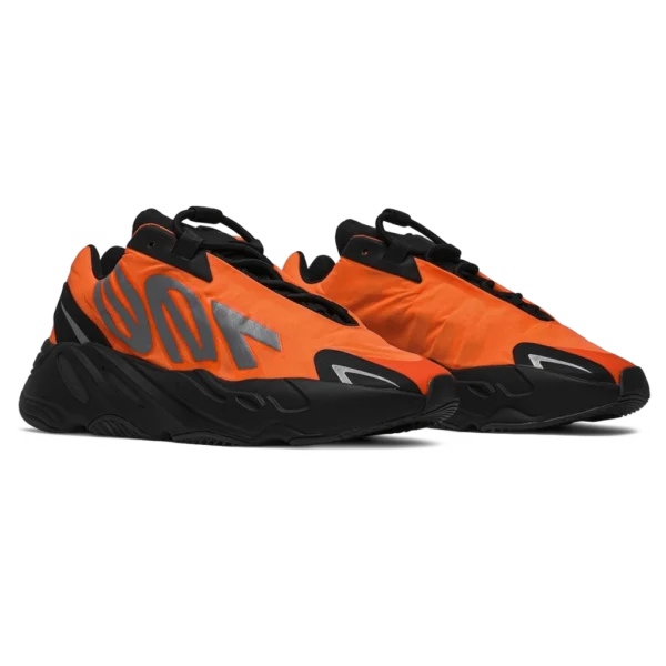 ⁦Adidas Yeezy Boost 700 MNVN Orange⁩ – תמונה ⁦2⁩