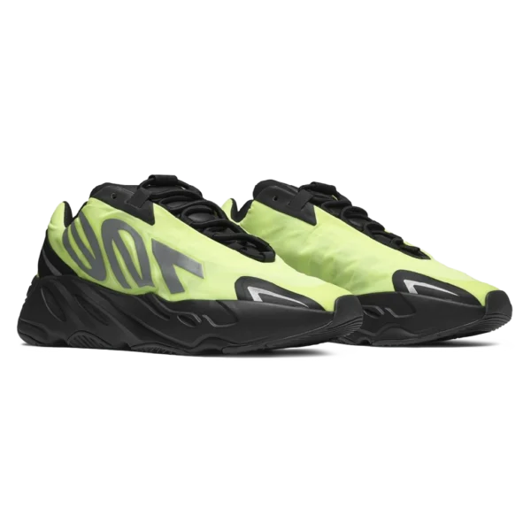 ⁦Adidas Yeezy Boost 700 MNVN Phosphor⁩ – תמונה ⁦2⁩