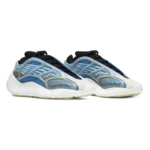 ⁦Adidas Yeezy 700 V3 Arzareth⁩ – תמונה ⁦2⁩