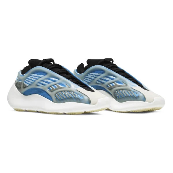 ⁦Adidas Yeezy 700 V3 Arzareth⁩ – תמונה ⁦2⁩
