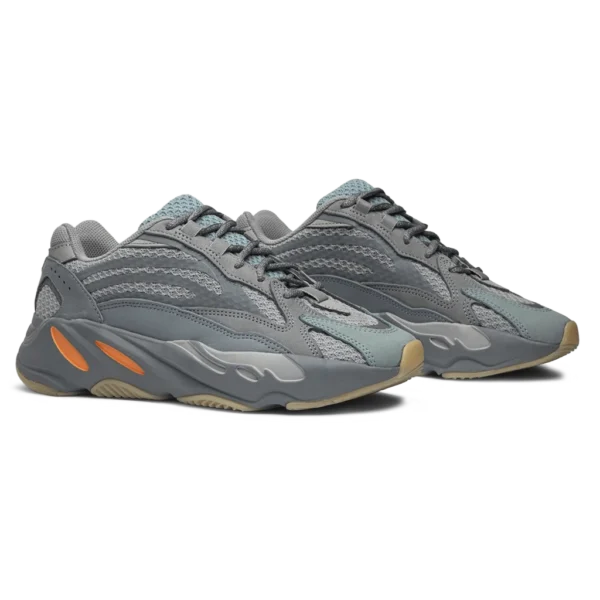 ⁦Adidas Yeezy Boost 700 V2 Inertia⁩ – תמונה ⁦2⁩