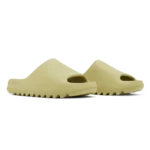 ⁦Adidas Yeezy Slides Resin⁩ – תמונה ⁦2⁩