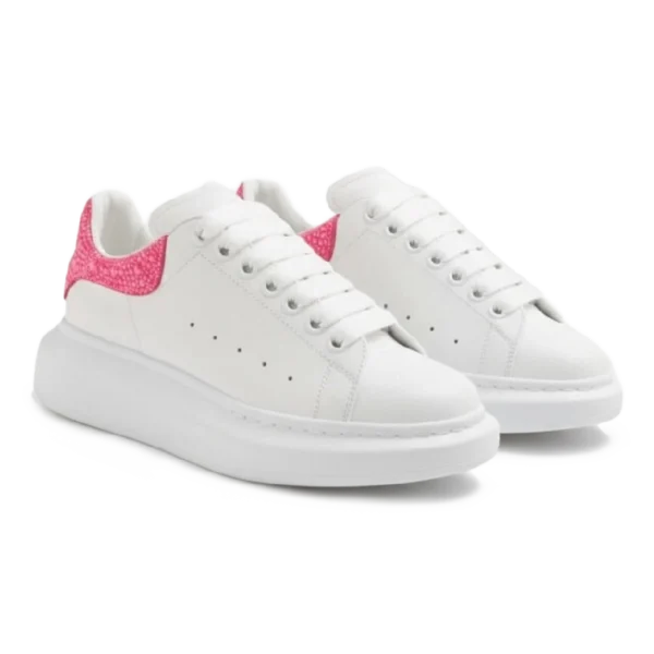 ⁦Alexander McQueen Oversized Sneaker White Glitter Detail⁩ – תמונה ⁦2⁩