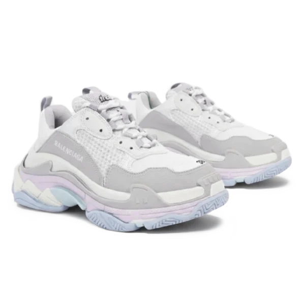⁦Balenciaga Triple S Low-Top Sneaker White⁩ – תמונה ⁦2⁩