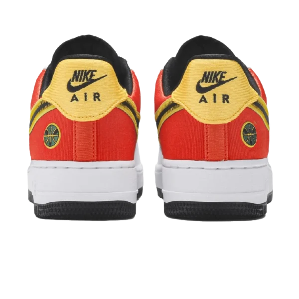 ⁦Nike Air Force 1 Low Roswell Raygun⁩ – תמונה ⁦3⁩