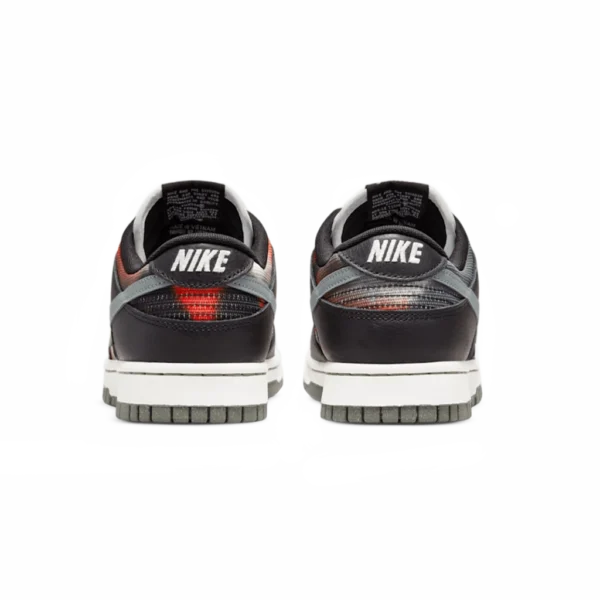 ⁦Nike Dunk Low "Graffiti Pack" Black Red⁩ – תמונה ⁦3⁩