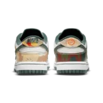 ⁦Nike Dunk Low SE “Multi-Camo”⁩ – תמונה ⁦3⁩